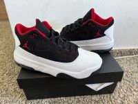 Schuhe Sneaker Jordan Max Aura 2 GS EUR40 UK6 Niedersachsen - Wolfsburg Vorschau