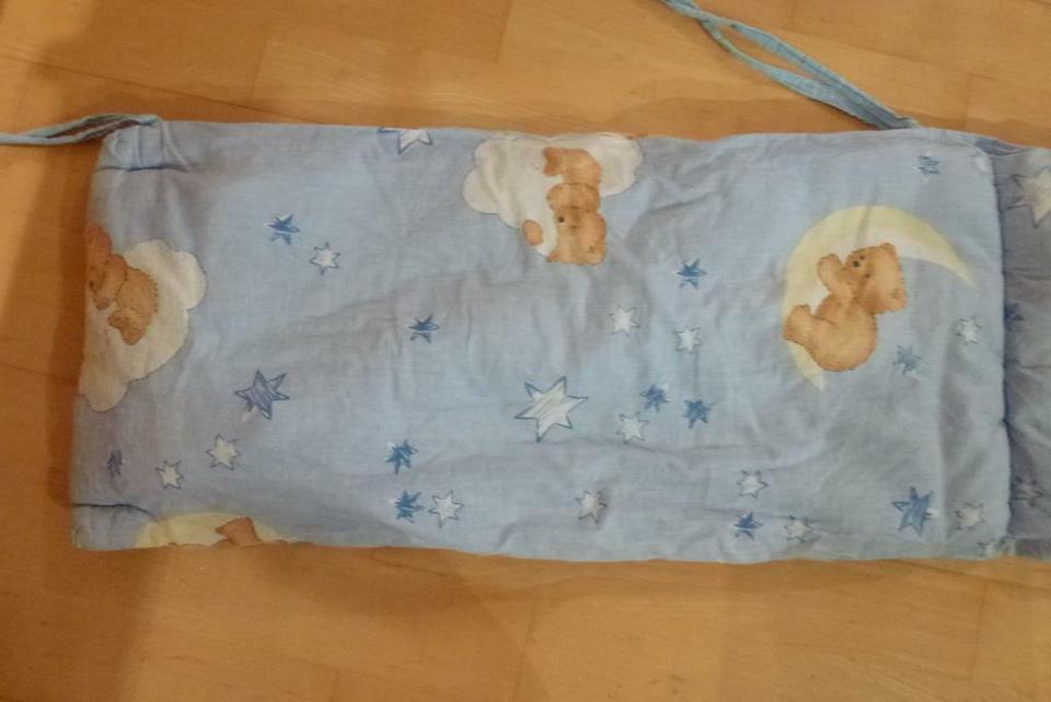 Babynest hellblau mit Wölckchen, Sterne und Bärle, wie neu in Leutkirch im Allgäu