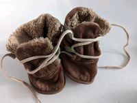 Babystoffschuhe, mit Teddyfell Gr. 17, wie neu! Niedersachsen - Heiningen (Niedersachsen) Vorschau