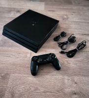 PlayStation 4 Pro inkl. Zubehör Mecklenburg-Vorpommern - Rostock Vorschau