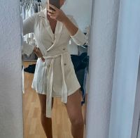 STRADIVARIUS Jumpsuit Overall Leinen beige nude M 36 Playsuit Düsseldorf - Friedrichstadt Vorschau