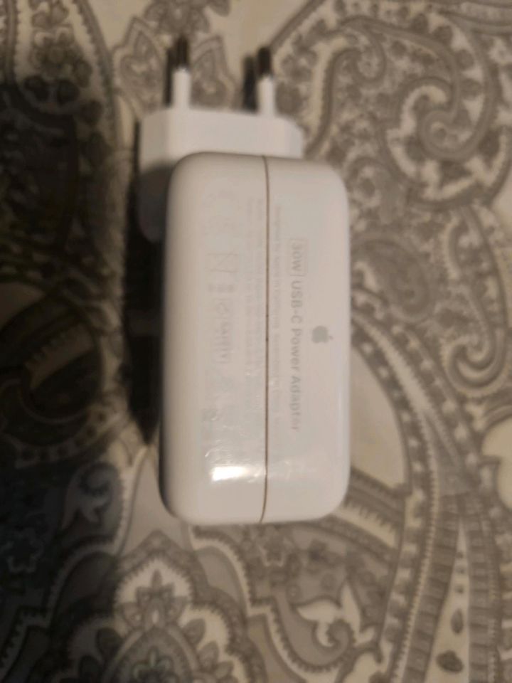 Original Apple Ladegerät 30W Strom Usb-C Für IPHONE IPAD in Wuppertal