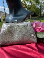 Tasche abendtasche Silber Verschlüss Stoff Seide 60 Jahre Nordrhein-Westfalen - Datteln Vorschau