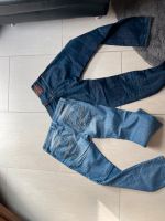 Herren Jeans Diesel  und Hilfiger Jeans 30/30 30/32 Niedersachsen - Wolfsburg Vorschau