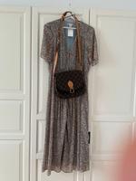 Kleid H&M Trend, Midikleid, Blümchenkleid, Sommerkleid neu Hessen - Hanau Vorschau