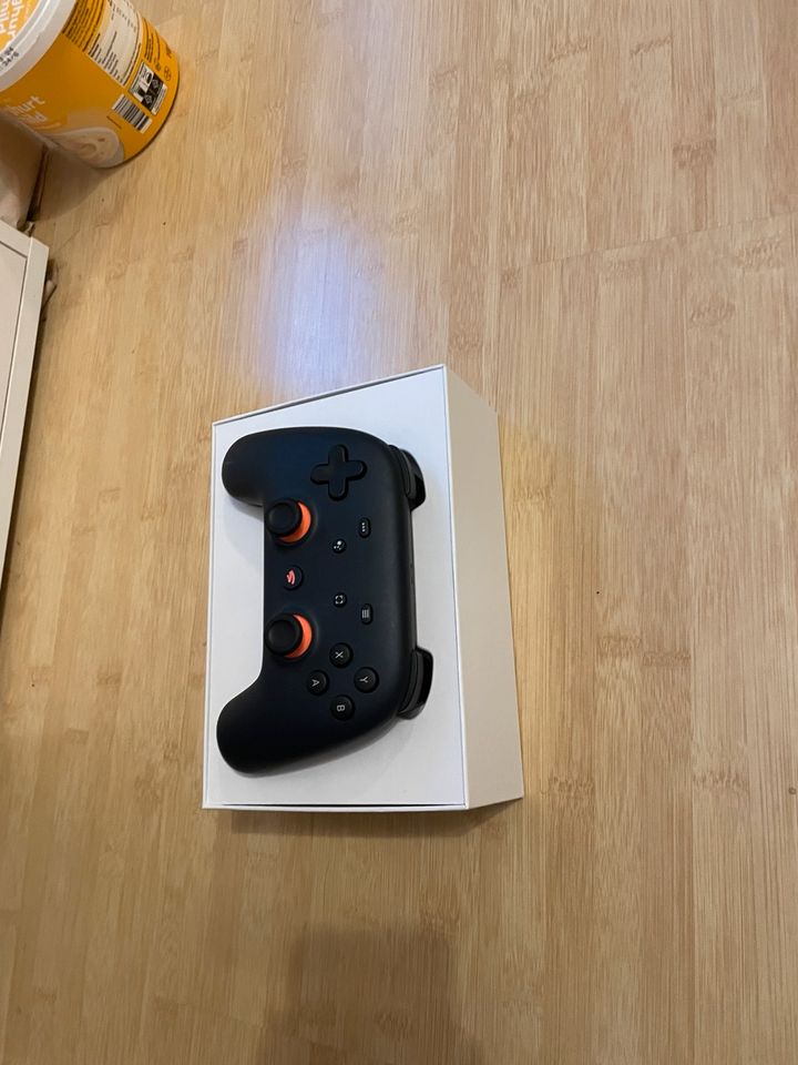 Google Stadia Founders edition (kaum benutzt) in Gröbenzell