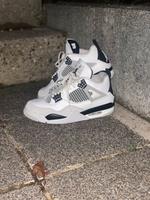 Neuer Original Sneaker von  Jordan 4 Military Black, Größe 40 Hessen - Darmstadt Vorschau