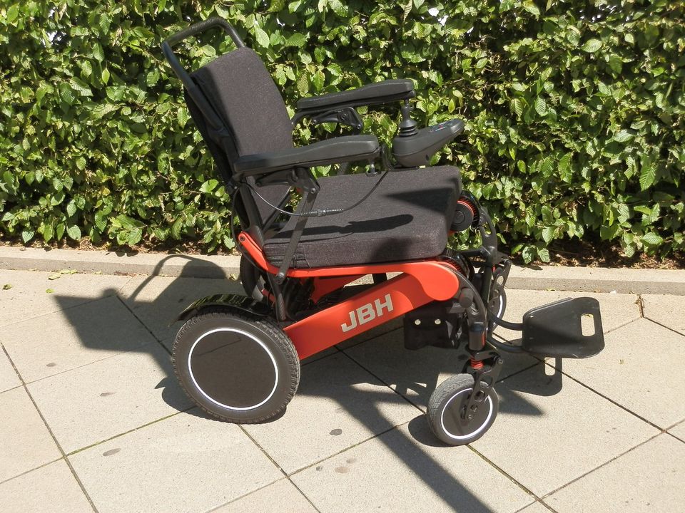 JBH Carbon 21, faltbarer elektrischer Rollstuhl von Ergoflix in Dortmund