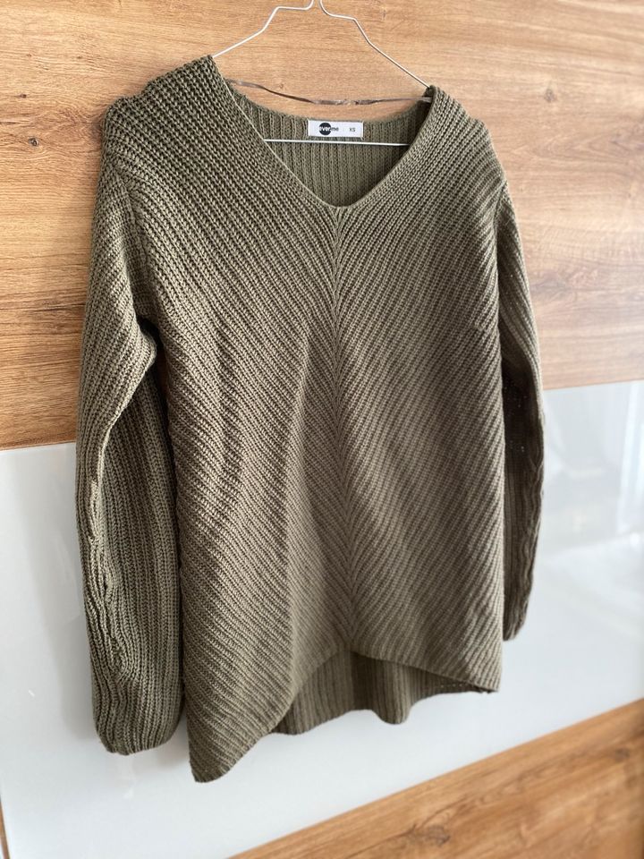 Takko Pullover XS 34 Khaki Damen Pulli Strickpullover Shirt in Hamburg