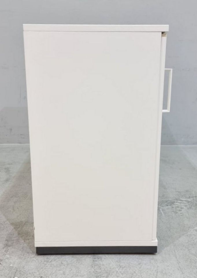 Sideboard, Schrank weiß Höhe 75 cm, Büro, Archiv, Stauraum in Stein