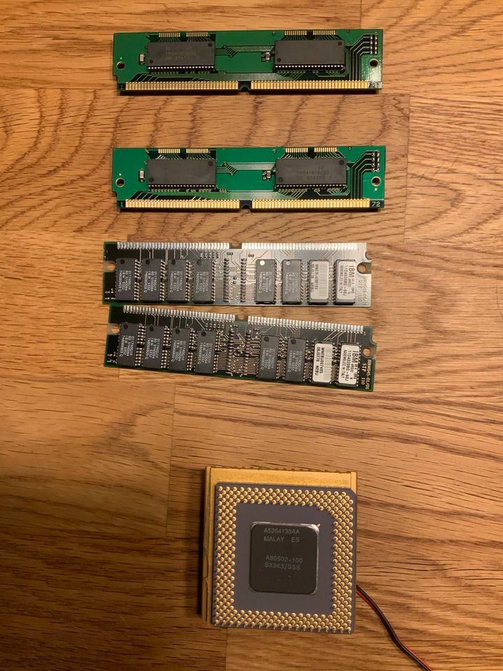 Intel Pentium A80502-100 SX963/SSS CPU,IBM 16MB RAM in Aschaffenburg