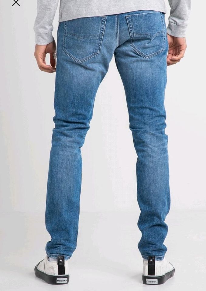 DIESEL TEPPHAR Slim-Fit Jeans W31/L32 *NP 230€* in Düsseldorf