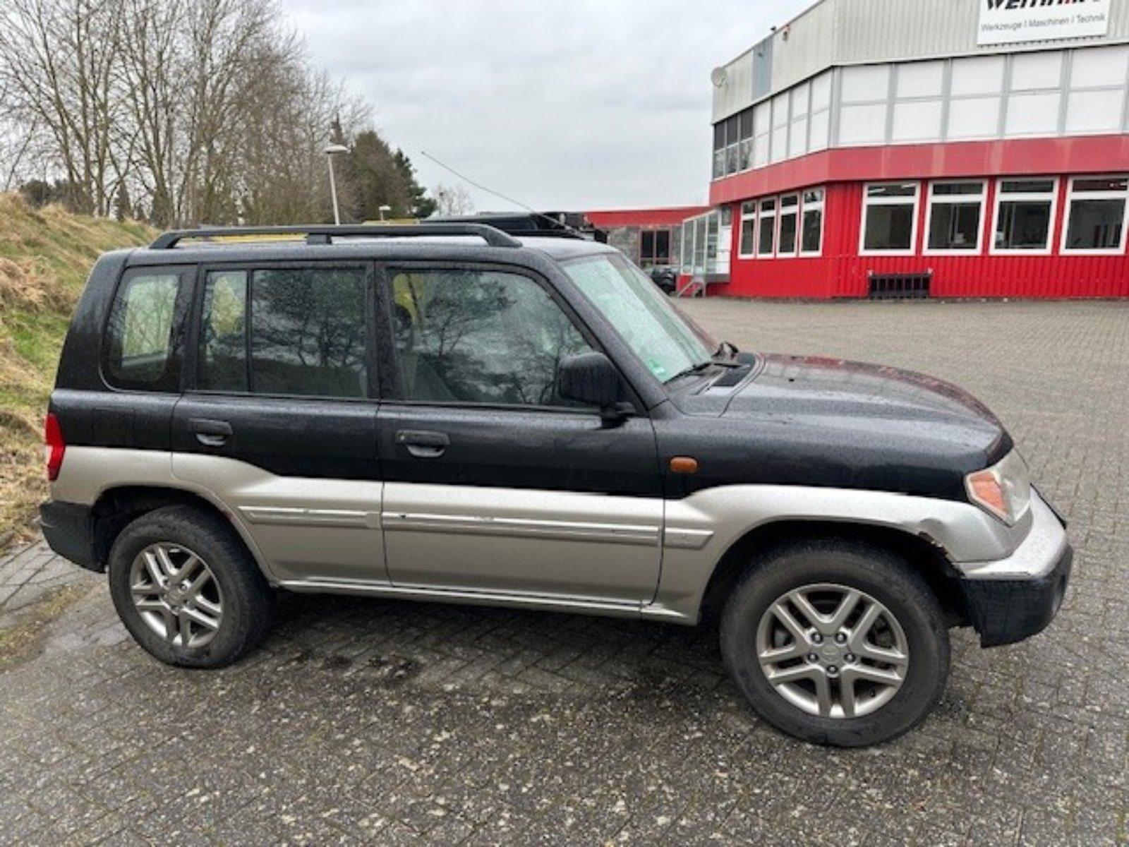 Abbildung des Autos Mitsubishi Pajero Pinin …