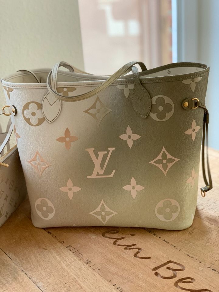 Louis Vuitton Neverfull Sunset Khaki Kaki Fullset in Handewitt