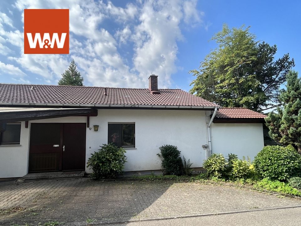 Freundliches Einfamilienwohnhaus mit Garten und Garage in Sulzbach-Laufen