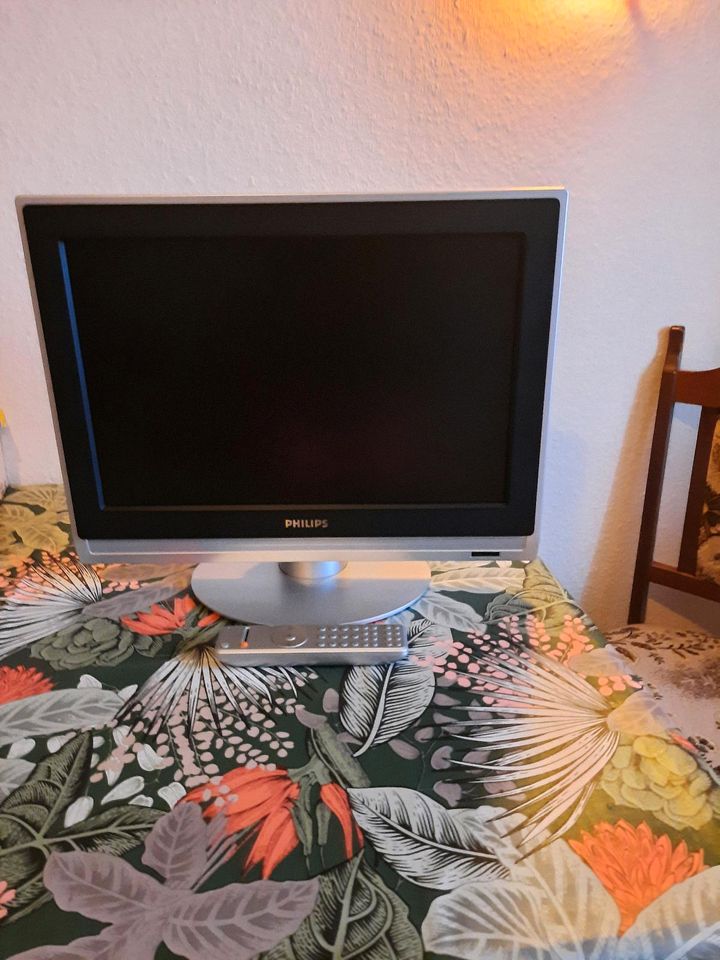 Fernseher 49 Durchmesser. in Remscheid