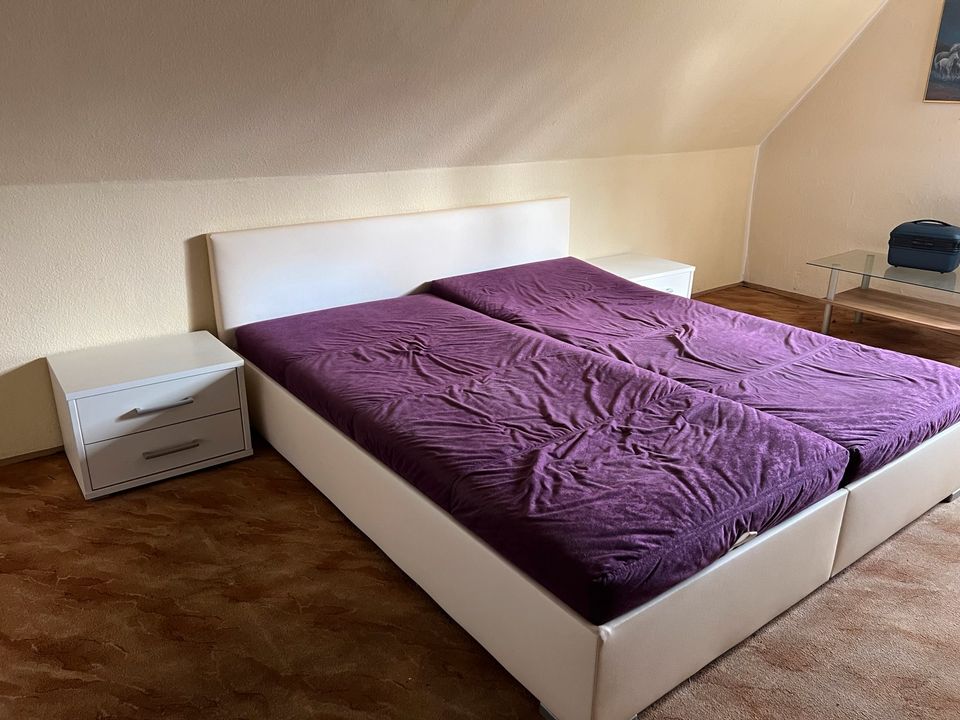 Doppelbett Nachttisch Ehebett Bett weiß ❤️❤️❤️ in Müglitz