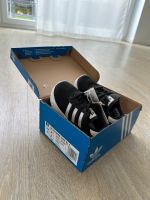 Adidas Sneaker Größe 21/ Kleinkind Berlin - Rudow Vorschau