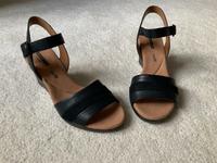 Damenschuhe Clarks Gr. 37 praktisch NEU Leder schwarz Düsseldorf - Bilk Vorschau