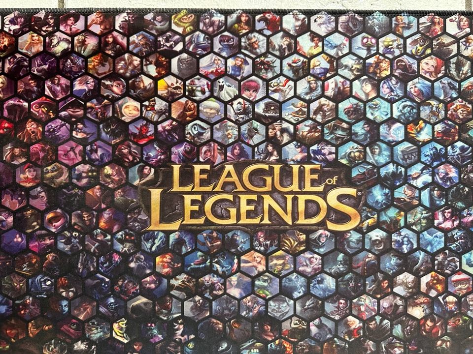 League of Legends Mauspad 90x30cm in Eimeldingen