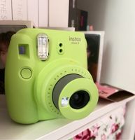 fujifilm instax mini 9 grün polaroidkamera mit tasche Saarland - Saarlouis Vorschau