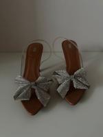 Zara Absatzschuhe/ Heels mit Schleife Nordrhein-Westfalen - Dormagen Vorschau
