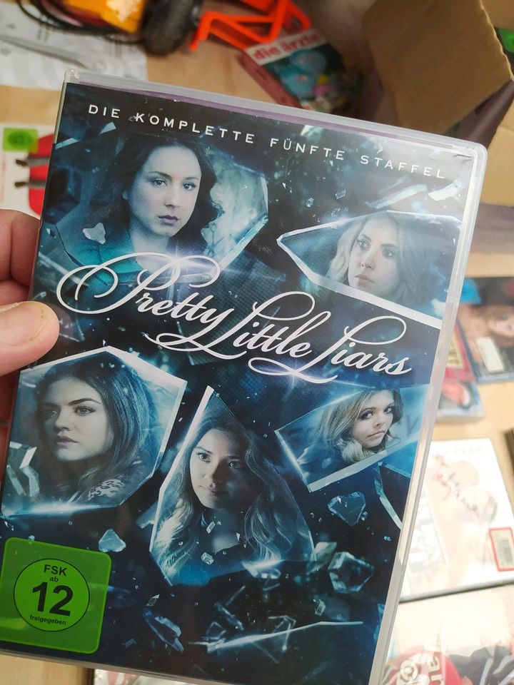 Pretty little liars Staffel 1 bis 6 in Erbach