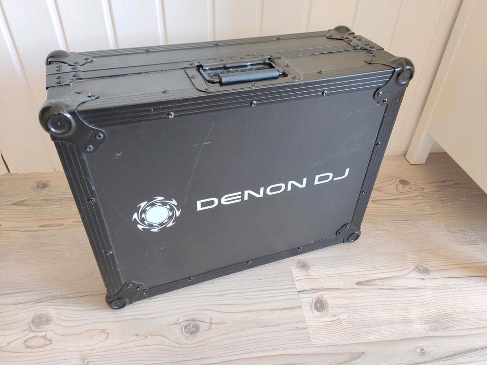 Denon MC6000 DJ Controller + Denon Flightcase in Hennef (Sieg)