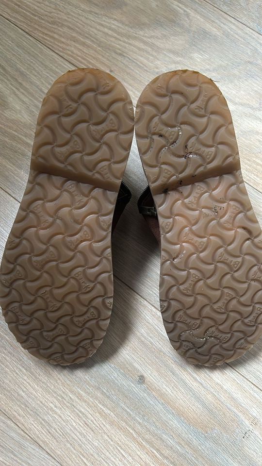 Birkenstock Schuhe in Jemgum