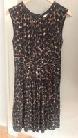 Hingucker Kleid -Leo Gr.36( Boden )Ohne Mängel Buchholz-Kleefeld - Hannover Groß Buchholz Vorschau