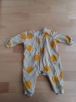 Babykleidung Zwei Monate bis sechs Monate Düsseldorf - Golzheim Vorschau