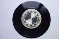 "Rainer Günzler testet den VW K 70", (Vinyl) Single Nordrhein-Westfalen - Solingen Vorschau