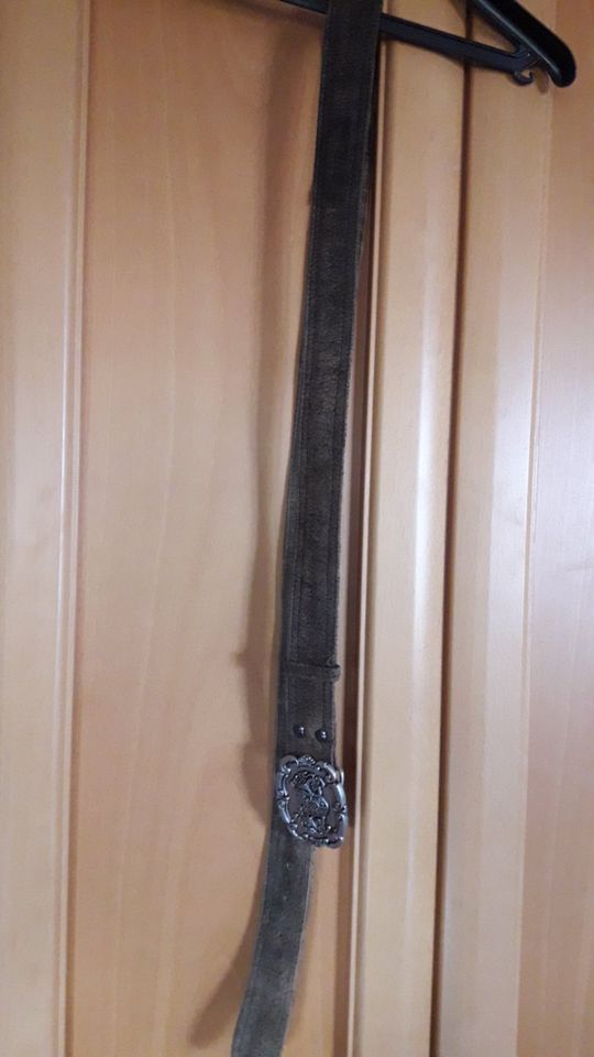 Trachtenledergürtel, Neu, braun, 135 cm, 4 cm breit in Ampfing