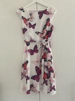 Wallis Kleid Schmetterlinge 38 Hessen - Fuldatal Vorschau