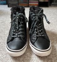 Winter Damen Mustang Sneaker gefüttert, schwarz, 39, fast neu Wurster Nordseeküste - Nordholz Vorschau