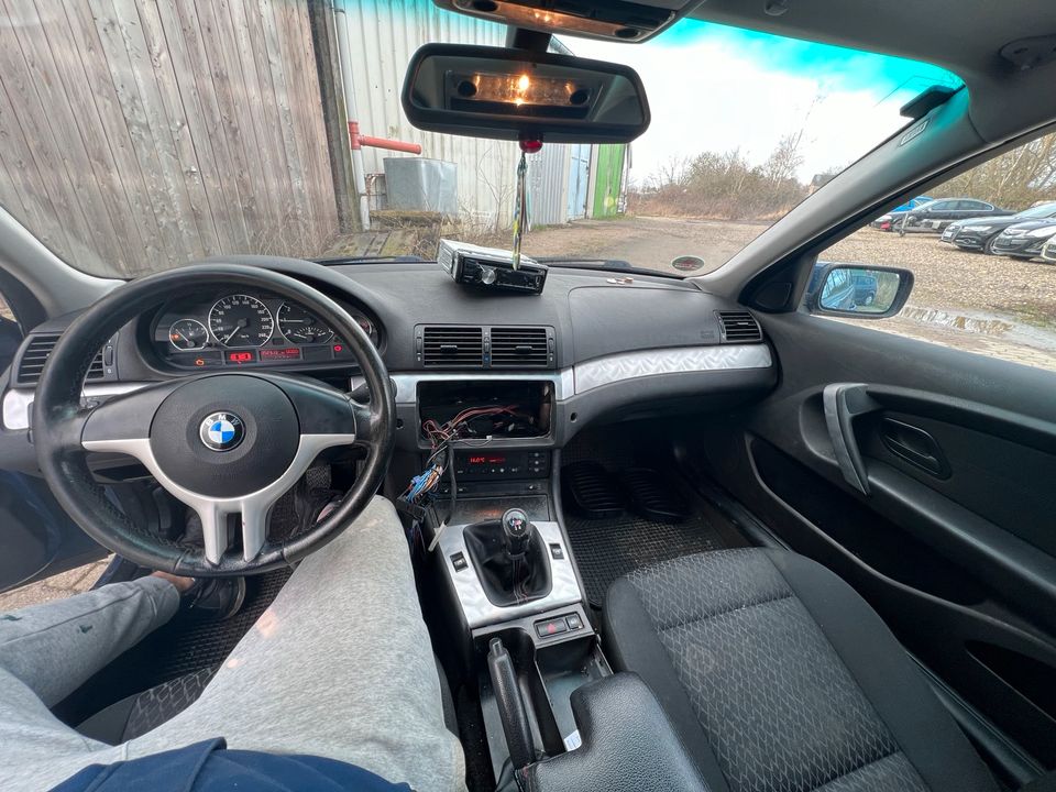 BMW E46 Compact Schlachtfest 316ti M Paket Topasblau in Wolfsburg