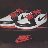 Jordan 1 Low OG Black Toe 44,5 NEU Bayern - Oberasbach Vorschau