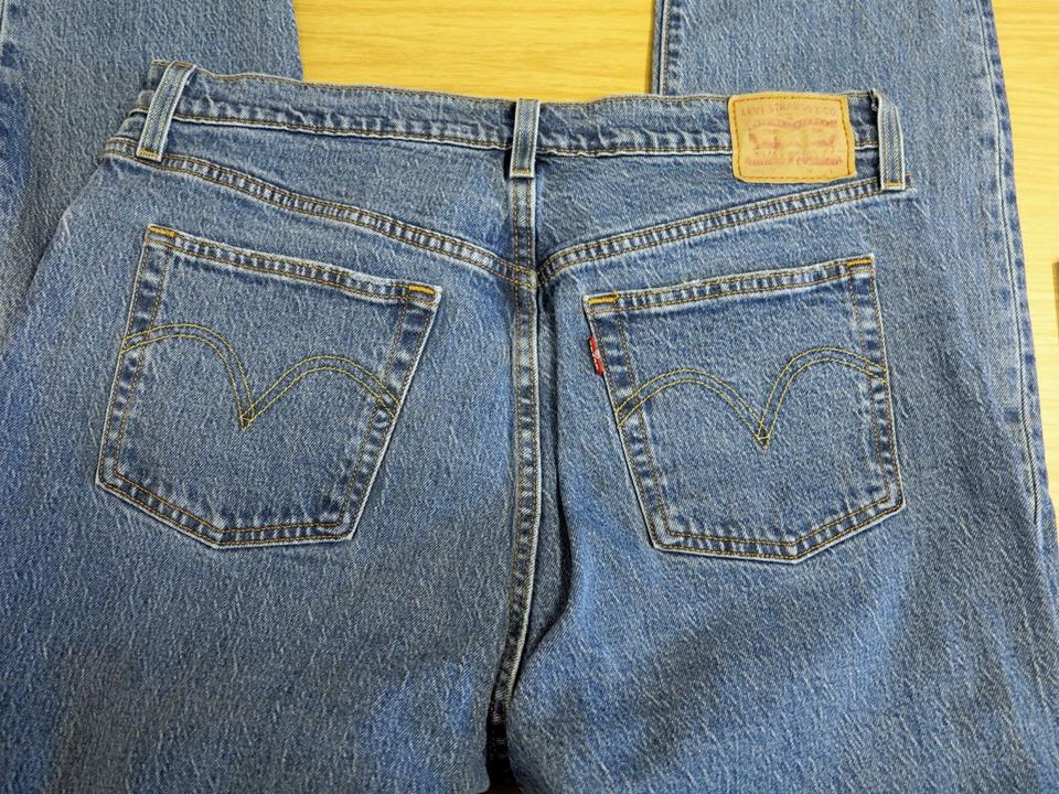 Levi`s Levi Strauss & Co 501 Jeans blue neu W33 L32 in Recklinghausen