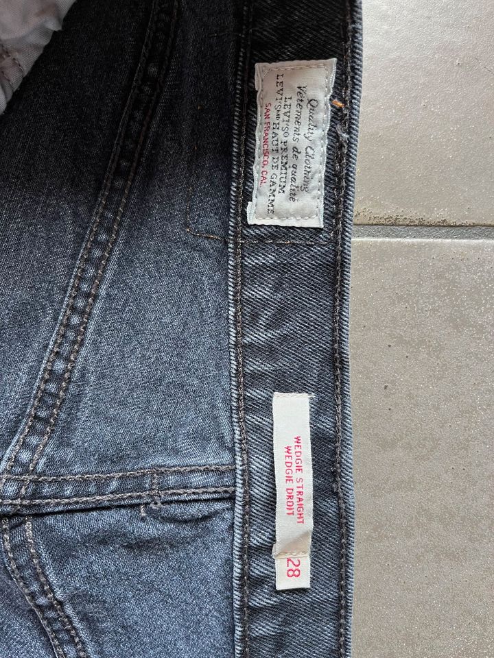 Levis Levi's Jeans Damen / Wedgie Straight / Gr. 28/26 in Köln