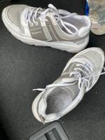 Sneaker Damen Sportschuhe Gr.39 Nordrhein-Westfalen - Ratingen Vorschau