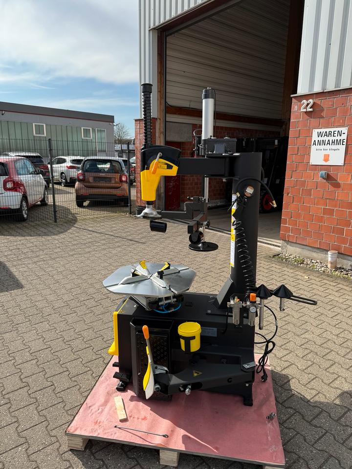 Reifenmontiermaschine 10‘‘ - 24‘‘ mit Hilfsarm pneumatisch in Viersen