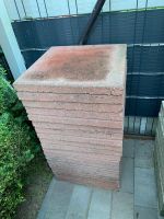 Zu verkaufen sind Rote Gehwegplatten  50x50 cm Niedersachsen - Bad Bederkesa Vorschau