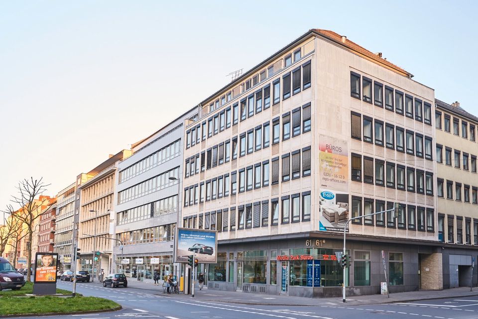 Büro mit traumhafter Aussicht in Köln
