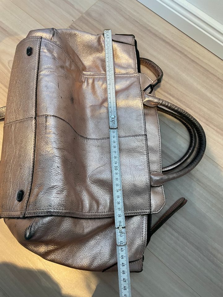 Liebeskind Multiway Handtasche Rosegold Leder in Hannover