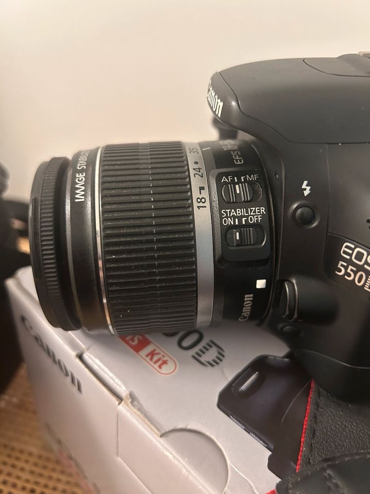 Canon EOS 550d Kit inkl. Kameratasche und Selbstauslöser in Pinneberg