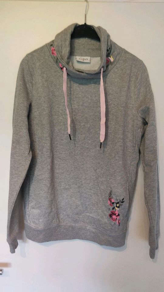 Gina  Sweater Shirt hellgrau meliert mit Blumenstickerei, Turtle in Willich