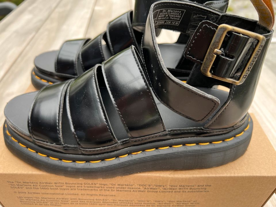 Dr. Martens Airwair • Vegan Clarissa II • 38 • NP € 159,- mit Bon in Witten