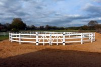 Roundpen, Longierzirkel, ca. Ø 16 m aus Vinyl Kunststoff in weiß Schleswig-Holstein - Koberg Vorschau