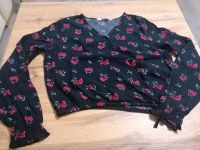 Wickelbluse Bluse schwarz H&M 158 rote Blumen Sachsen - Radeberg Vorschau