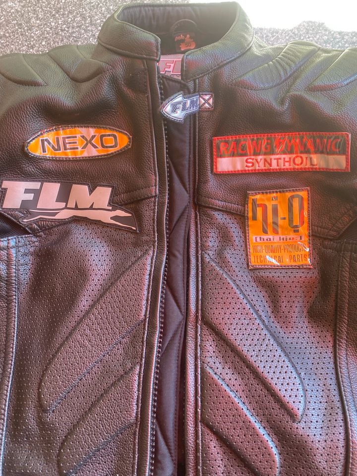 Leder Motorrad Jacke mit Protektoren schwarz Gr. 50 in Aalen